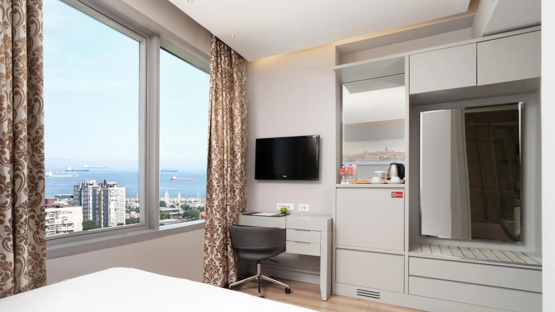 Ramada Plaza By Wyndham Istanbul Atakoy Hotel 5*,  Turkey