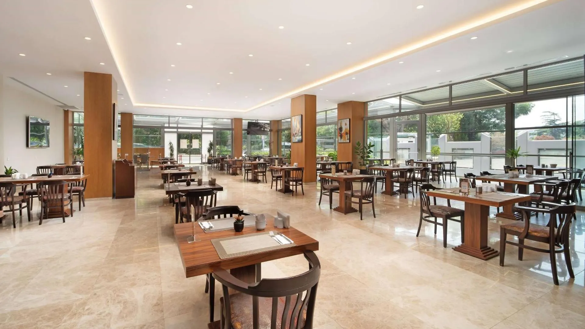 Ramada Plaza By Wyndham Istanbul Atakoy Hotel