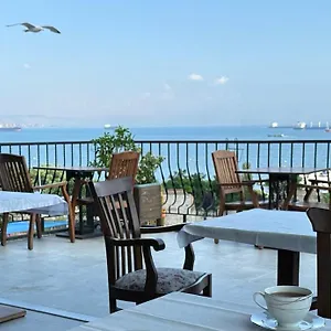 Queen Seagull Boutique Стамбул