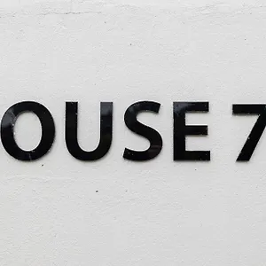 Guest house House 72