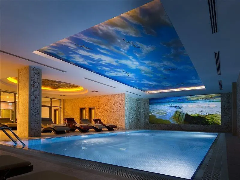 *****  Hotel Ramada Plaza By Wyndham Istanbul Atakoy Turecko